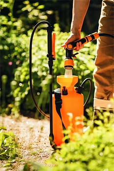Fiskars, Опрыскиватель садовый 5 л, арт 1025934