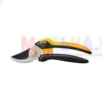 Компактный и легкий плоскостной секатор от Fiskars